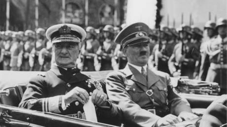 Miklos Horthy and Adolf Hitler in Kiel, Germany, 1938.