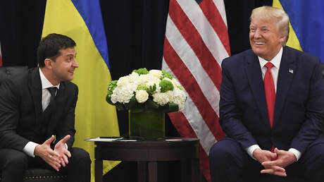 FILE PHOTO: Then US President Donald Trump meets Ukrainian President Vladimir Zelensky in 2019