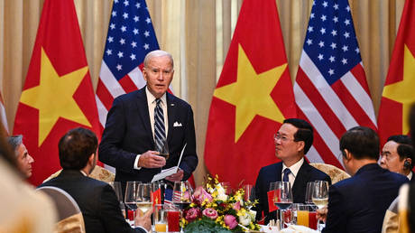 Вашингтон ведет переговоры о сделке по F-16 с Вьетнамом