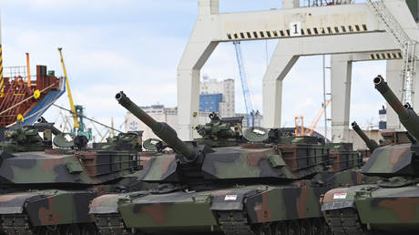 FILE PHOTO: Abrams tanks in Poland