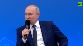 Putin talks to students ahead of academic year in Russia