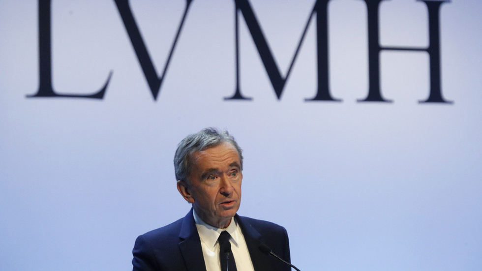 Billionaire Bernard Arnault Reportedly Faces Money Laundering Probe Over  Ties To Russian Oligarch