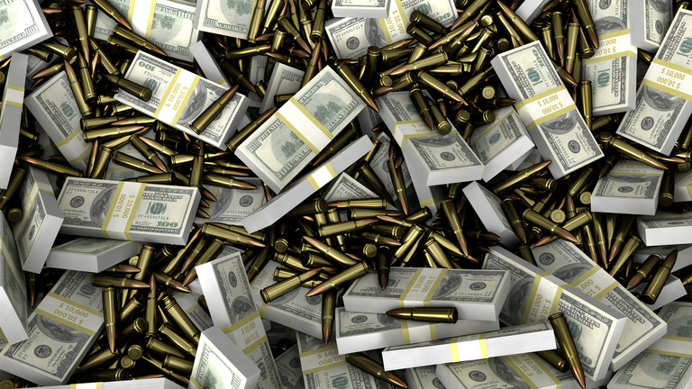 رونق درآمد شرکت‌های اسلحه‌سازی 