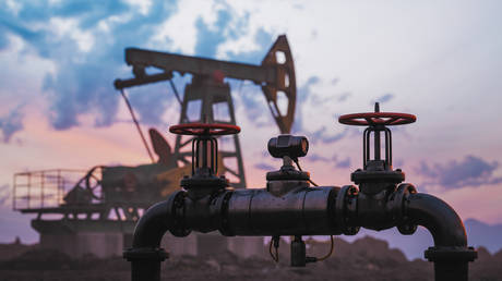 Israeli-Palestinian conflict pushes oil prices higher