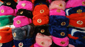 EU state fines man €400 for wearing ‘Soviet hat’ – media