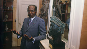 Senegal postpones French auction to save Senghor items