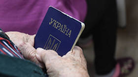 Russia ends visa-free travel with Ukraine