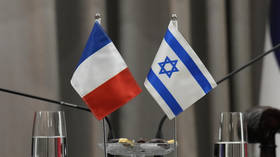 Jewish schools in Paris evacuated over bomb scare – media