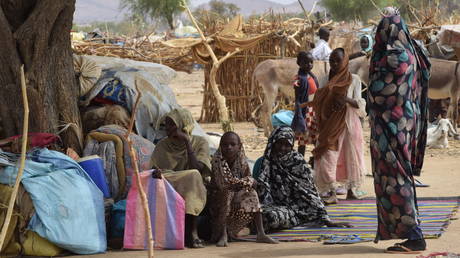 Morde in Darfur lösen Flüchtlingskrise im Tschad aus