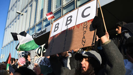 BBC-Reporter beschuldigen Sender der „Voreingenommenheit“ – Al Jazeera – RT World News