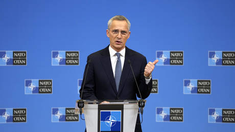 We should never underestimate Russia – NATO chief — RT World News