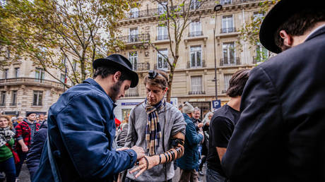 French Jews face anti-Semitism on a daily basis