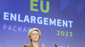 EU Commission approves accession talks with Ukraine