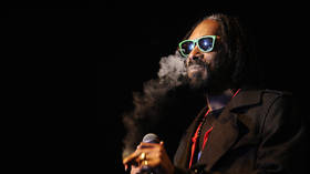 Snoop Dogg ‘gave up smoke’ for cash