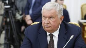 Influential Russian oil boss takes aim at Finance Ministry