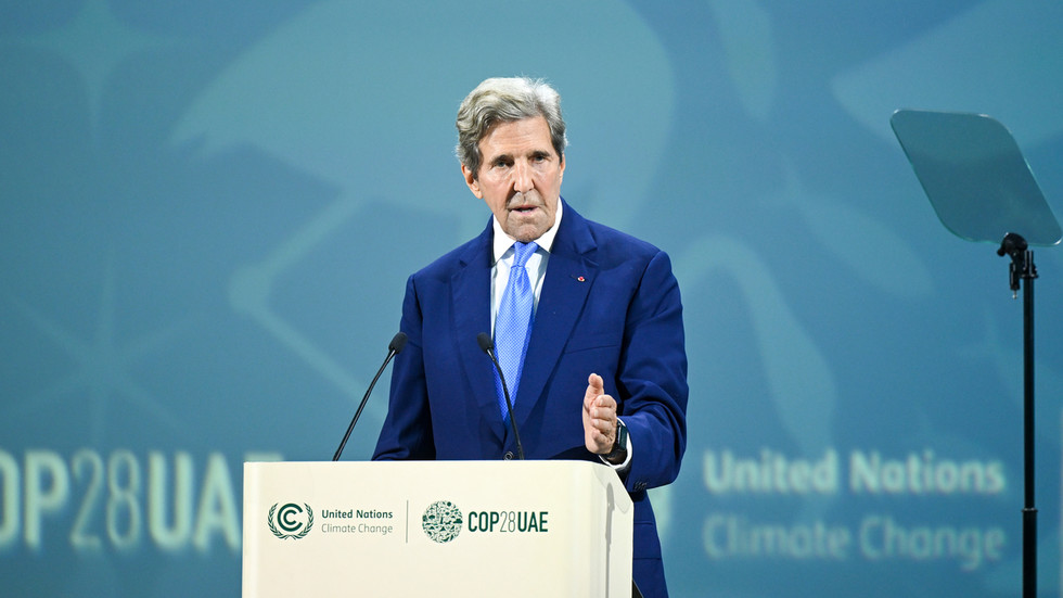 https://www.rt.com/information/588411-kerry-climate-coal-phase-renewables/US commits to ditching coal