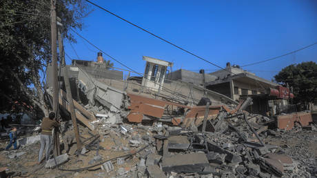Израиль не должен бомбить южную часть сектора Газа, не «принимая во внимание» мирное население – Белый дом – RT World News