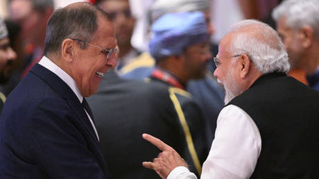 Der Handel zwischen Russland und Indien übertrifft das von Putin und Modi gesetzte Ziel – RT India