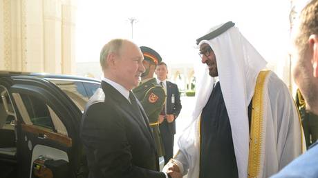 Russian President Vladimir Putin with President of the United Arab Emirates Sheikh Mohamed bin Zayed Al Nahyan in Abu Dhabi on December 6, 2023