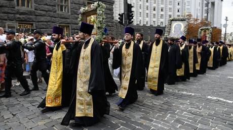 Ukraine ready to ban largest Christian church – parliament speaker — RT Russia & Former Soviet Union