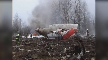 Versuch, Russland mit „Lügen“ den polnischen Flugzeugabsturz in die Schuhe zu schieben – Warschau – RT World News