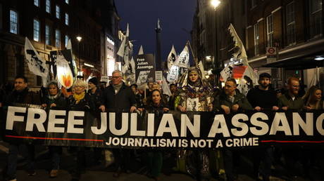 Assange erhält Gerichtstermin für „letzte Chance“, gegen US-Auslieferung Berufung einzulegen – RT World News
