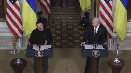 FILE PHOTO: Ukrainian President Vladimir Zelensky and US President Joe Biden in Washington, DC.