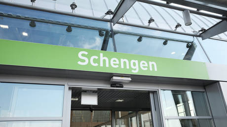 Two EU states get Schengen access after 13-year bid — RT World News