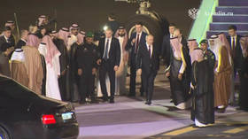 Putin arrives in Saudi Arabia