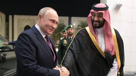 WATCH Putin and Russian delegation arrive in Saudi Arabia
