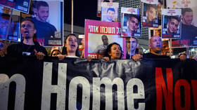 IDF shot Israelis as they waved white flag