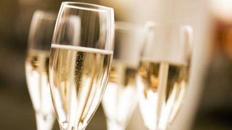 Baltic state becomes leading sparkling wine supplier to Russia – media