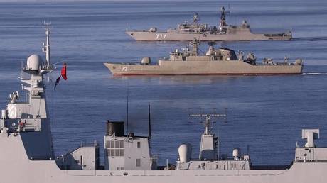 Iran deploys navy to Red Sea – state media — RT World News