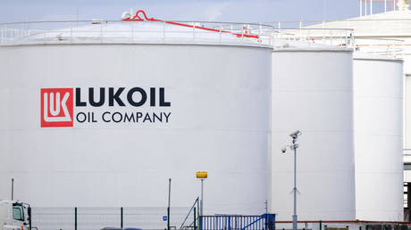 Russische Ölraffinerie in EU-Staat von Behörden durchsucht – RT Business News