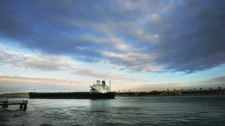 Iran confirms ‘retaliatory’ oil tanker seizure — RT World News