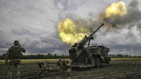 Ukraine warnt vor „sehr realem“ Munitionsmangel – RT World News