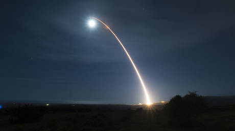 Модернизация ядерных ракет США под угрозой – СМИ — RT World News