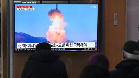 North Korea fires cruise missiles into Yellow Sea – Seoul — RT World News
