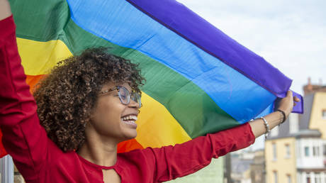 Nearly a third of Gen Z Americans LGBTQ – survey — RT World News
