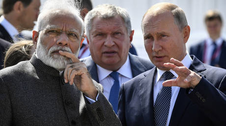 Индия имеет право на независимую внешнюю политику – Путин — RT India