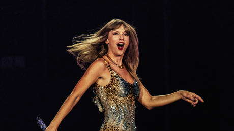 Gefälschte Aktfotos von Taylor Swift „alarmierend“ – Weißes Haus – RT World News