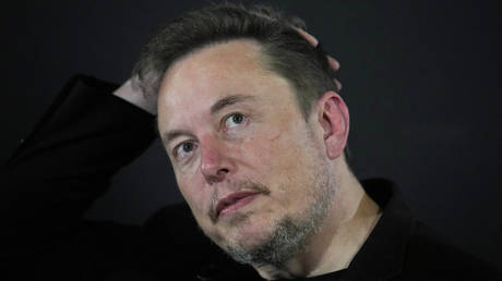 Judge cancels Elon Musk’s $56 billion pay package — RT Business News