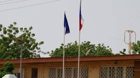 France shuts down embassy in Niger