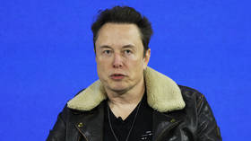 Musk warns against invading Russia