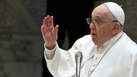 The Pope warns against deep fakes 