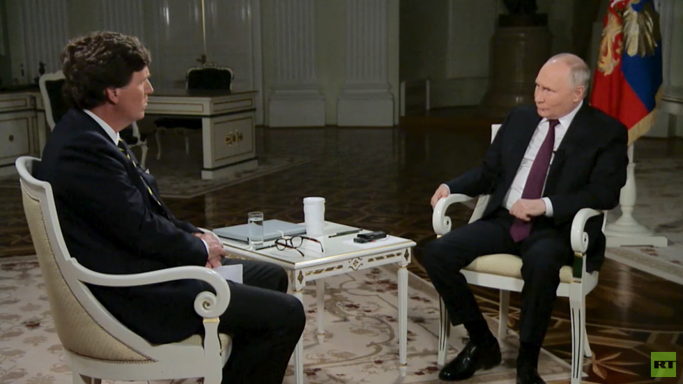 Tucker Carlson streams interview with Vladimir Putin (full conversation ...