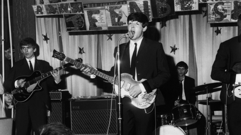 Paul McCartney reunited with long-lost ‘treasure’ (PHOTO) — RT ...