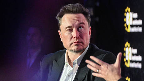 Маск принимал наркотики вместе с руководителями Tesla и SpaceX – WSJ — RT Business News