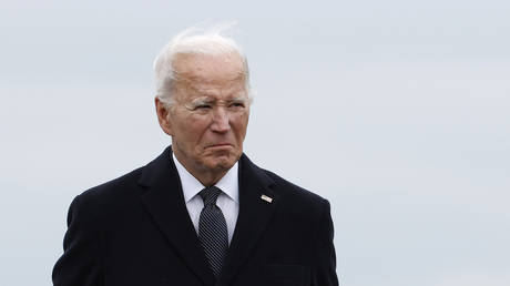 Biden threatens to veto GOP Israel aid bill — RT World News