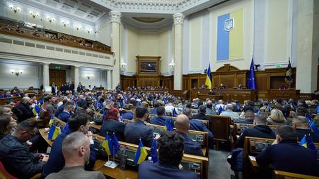 Ukraine mobilization bill moves forward — RT Russia & Former Soviet Union